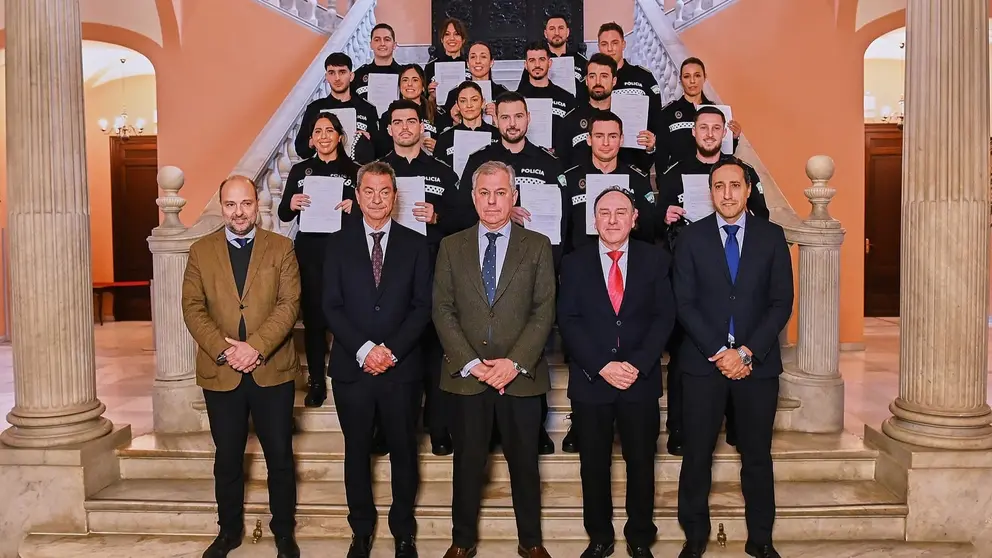 La plantilla de la Polic&iacute;a Local de Sevilla se ha reforzado con 18 nuevos agentes | Salvador L&oacute;pez Medina