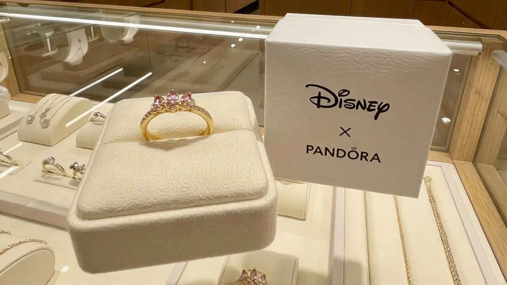 Pandora cumple el sue&ntilde;o de muchas mujeres y lanza una colecci&oacute;n de anillos inspirados en las principales princesas del mundo Disney
