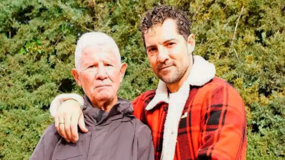 David Bisbal, junto a su padre, Pepe, en una imagen de archivo