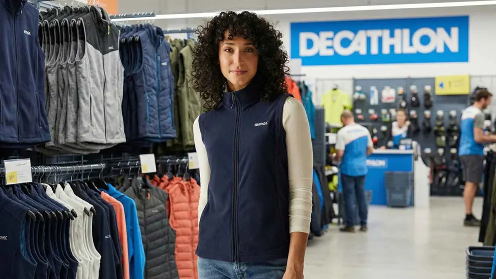 Decathlon se prepara para el entretiempo con estos chalecos con los que no pasar fr&iacute;o y vestir bien en este final de invierno