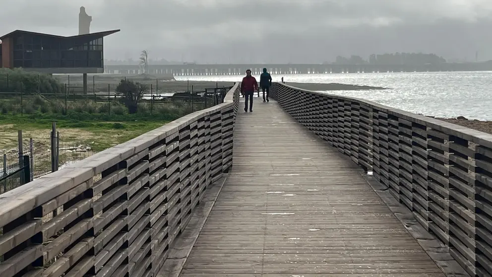 Pasarela peatonal del Puerto de Huelva