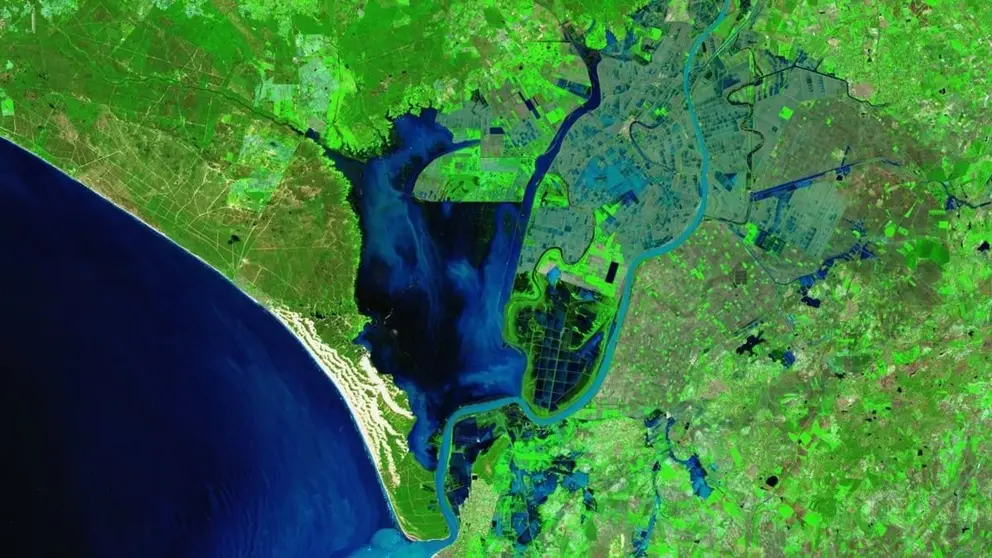 Imagen de Sentinel-2 del 14 de febrero con la marisma de Do&ntilde;ana inundada casi por completo