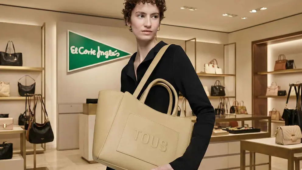 Bolso mediano con cierre de cremallera y doble asa de Tous en El Corte Ingl&eacute;s