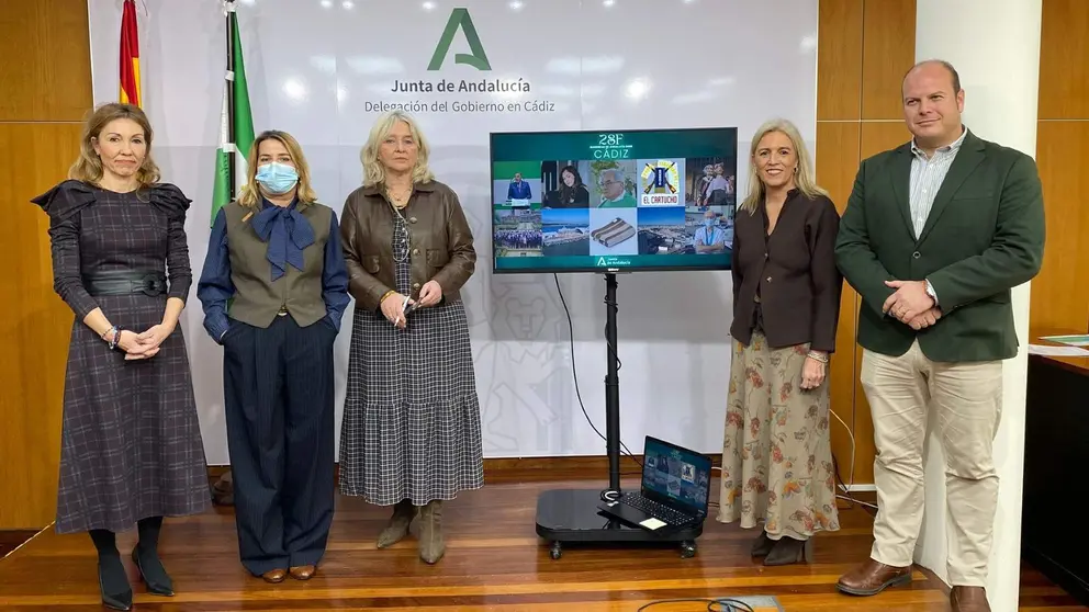 Banderas de Andaluc&iacute;a de la provincia de C&aacute;diz en 2026