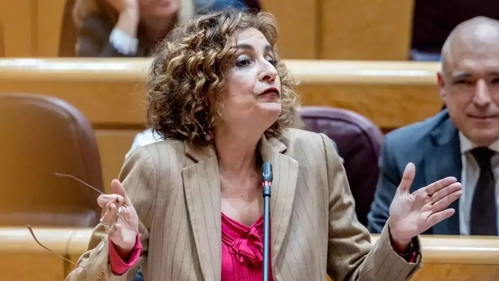 Mar&iacute;a Jes&uacute;s Montero, en el centro de las cr&iacute;ticas de Miguel Tellado