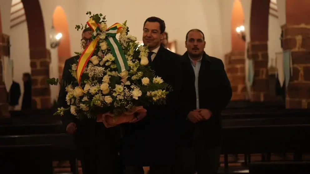 Juanma Moreno ha participado en un acto solemne en Adamuz