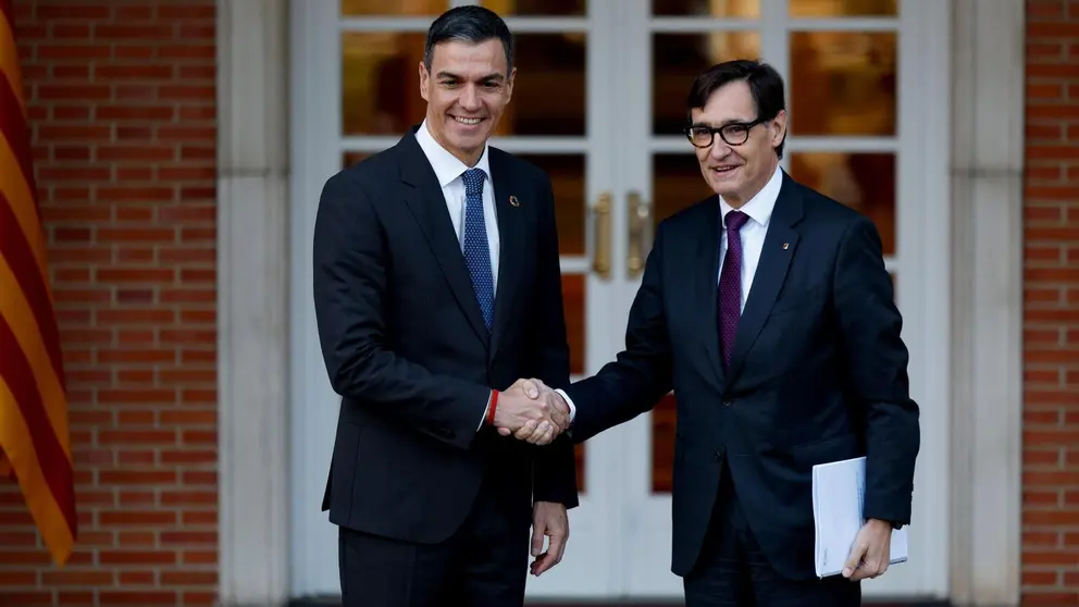Pedro S&aacute;nchez, junto a Salvador Illa