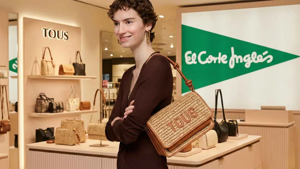 El Corte Ingl&eacute;s sorprende a todas aquellas amantes de la moda y el lujo asequible al rebajar el precio de una peque&ntilde;a selecci&oacute;n de bolsos de Tous