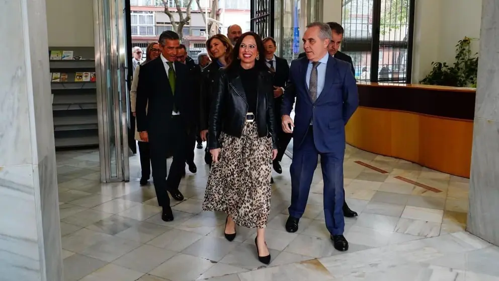 La consejera de Fomento, Roc&iacute;o D&iacute;az, durante su visita a Sevilla