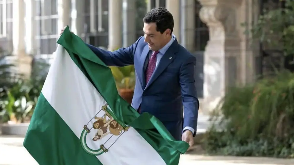 Juanma Moreno rozar&iacute;a la mayor&iacute;a absoluta en Andaluc&iacute;a en las elecciones de 2026