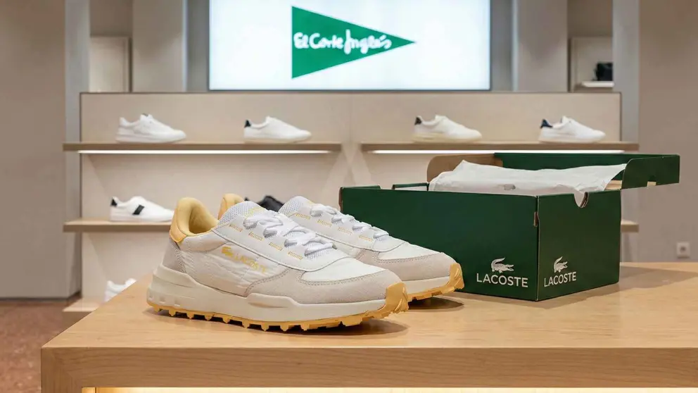 Lacoste se quiere hacer un hueco dentro de la moda urbana y El Corte Ingl&eacute;s se ha dispuesto a echar una mano dejando estos modelos de zapatillas m&aacute;s baratos que nunca