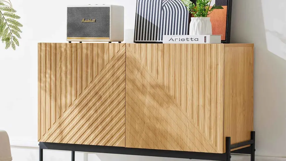 Buffet moderno de madera con 2 puertas y patas met&aacute;licas, DARMLINK de Leroy Merlin