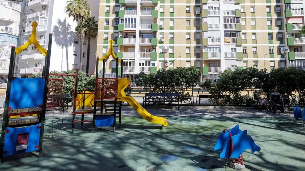 Imagen de un parque infantil de C&aacute;diz
