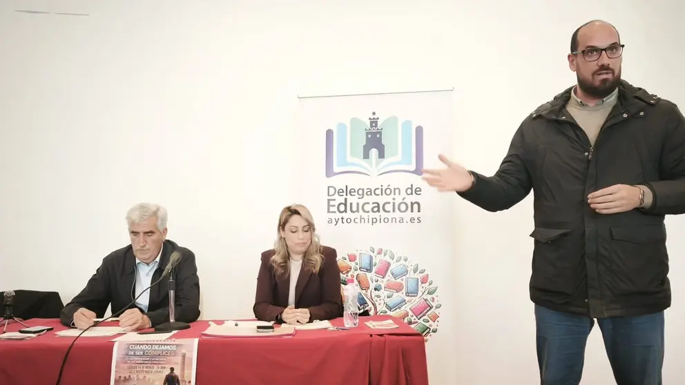 Conferencia sobre el bullying celebrada en Chipiona