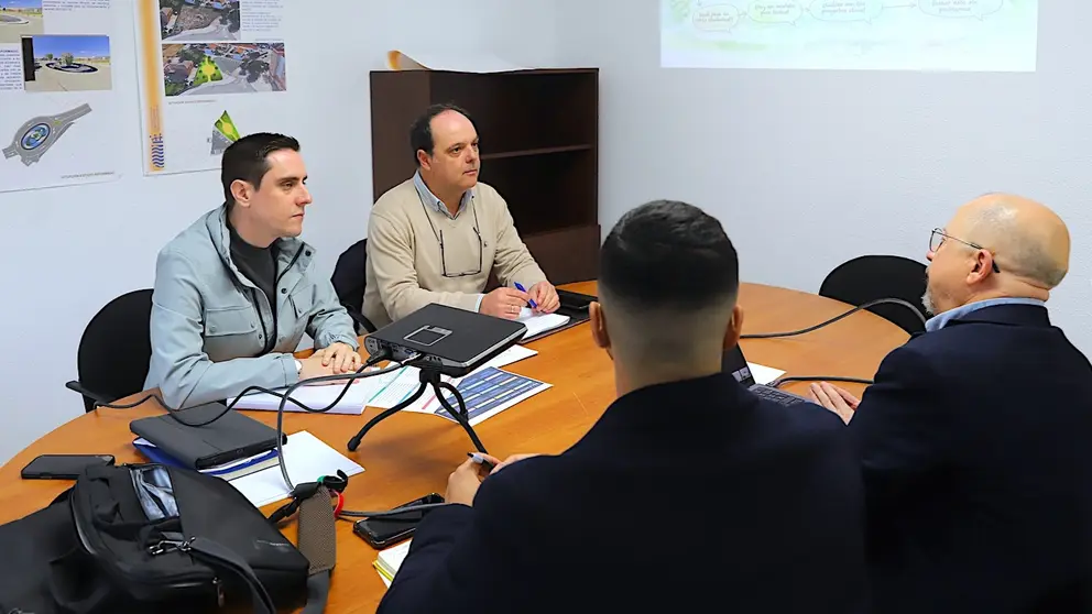 Jaime Espinar reuni&oacute;n con empresa Taxis_2