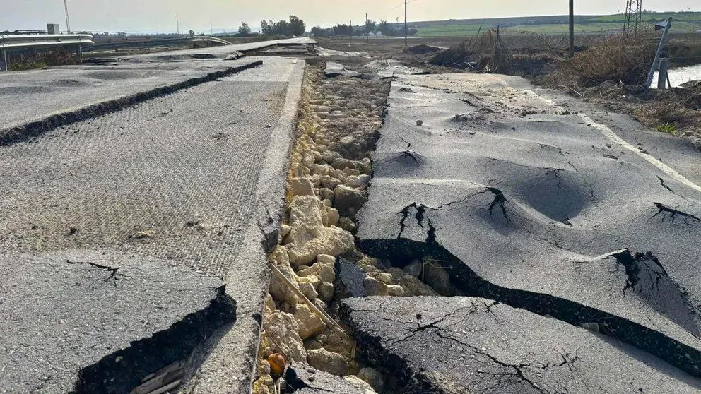 Carretera de La Ina, Jerez, afectada las borrascas de febrero de 2026