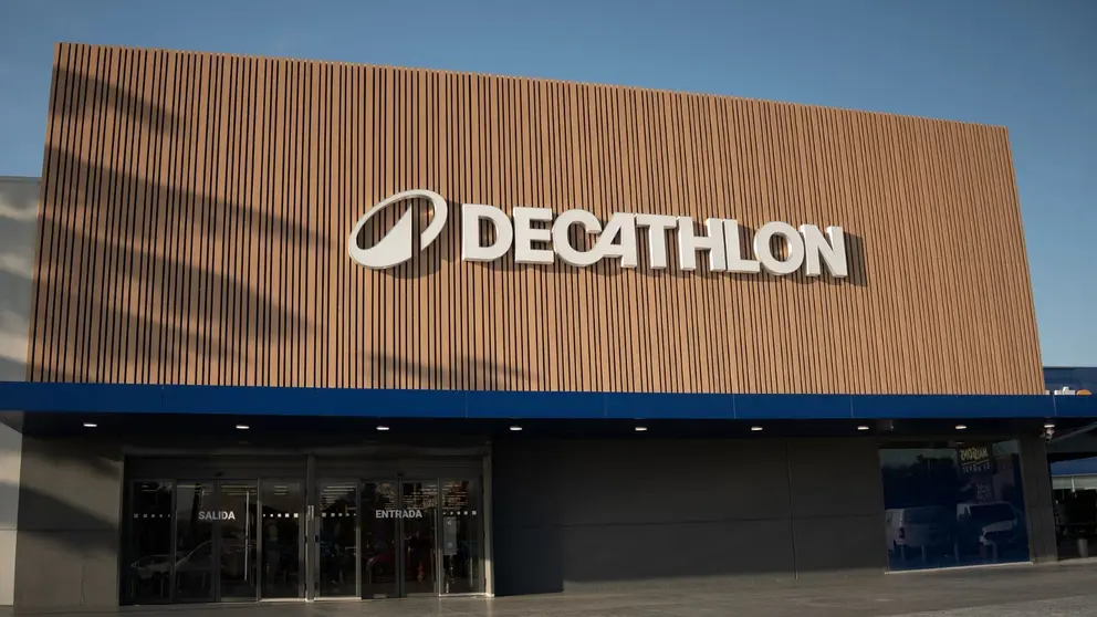 Decathlon lanza una combinaci&oacute;n de cosm&eacute;ticos que protegen la piel de las quemaduras y rozaduras causadas por el sol y el sudor