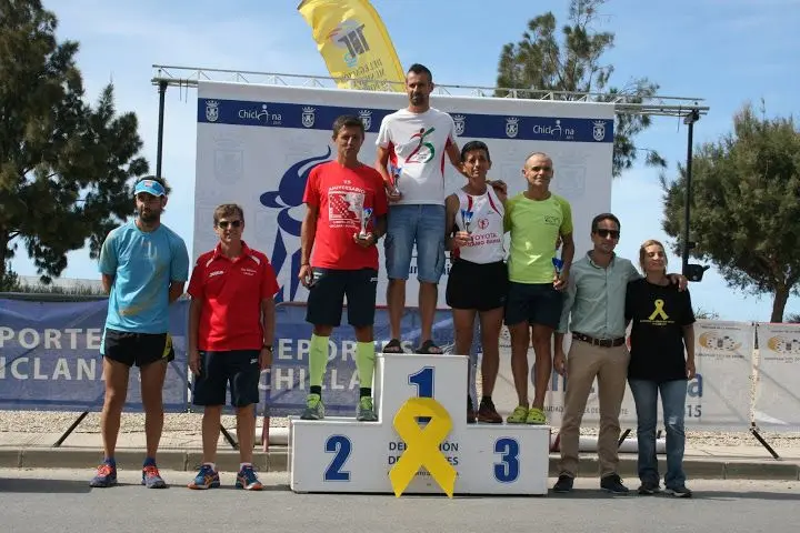 Antonio Armario en el podium de Los Esteros. AdMaratonJerez