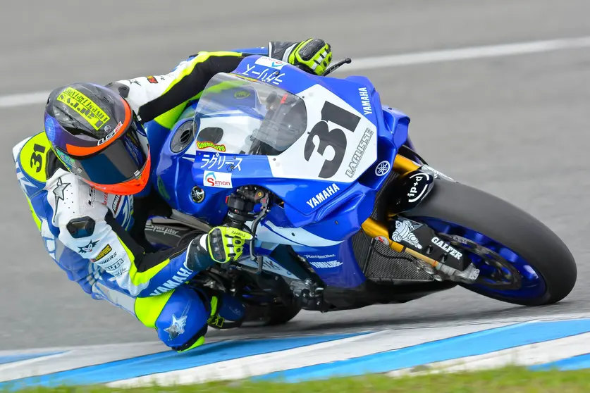Carmelo Morales, pole en Superbike