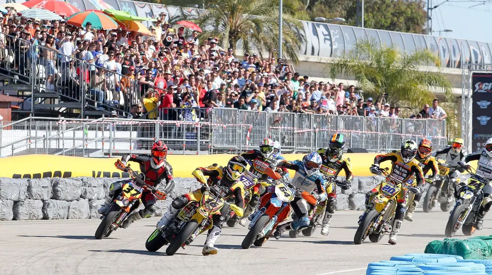 Salida de una de las carreras del a&ntilde;o anterior