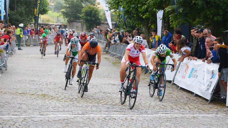 Julia S&aacute;nchez en sprint