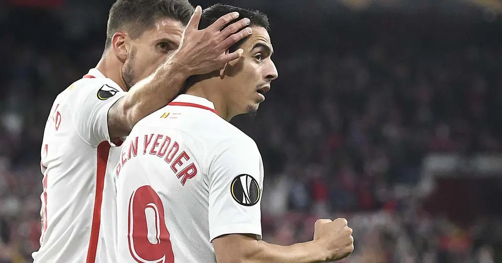 Wissam Ben Yedder celebra un gol anotado con la el&aacute;stica del Sevilla FC