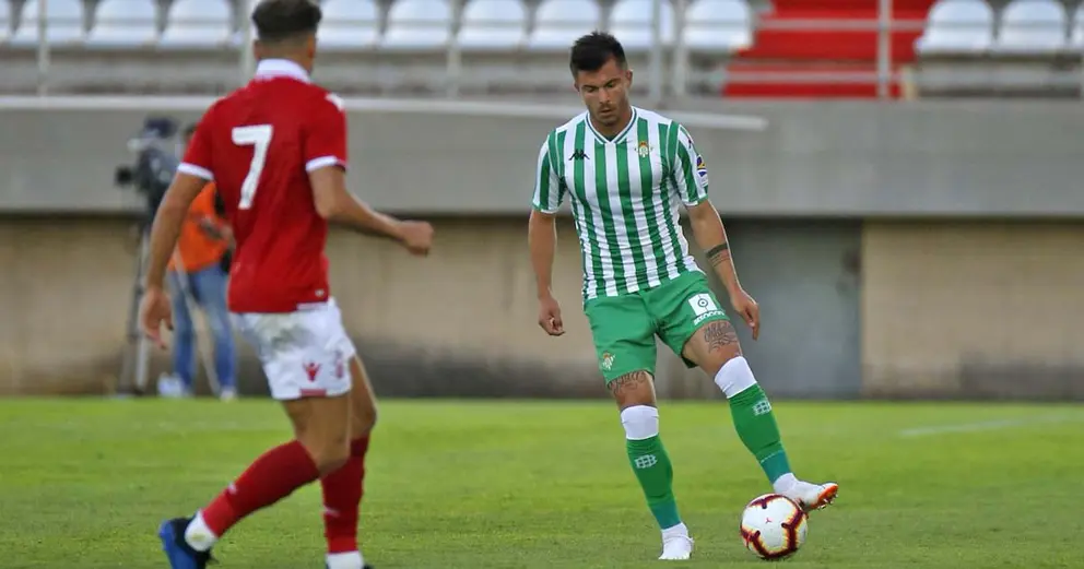 Alin Tosca en un partido de pretemporada | Foto de @RealBetis