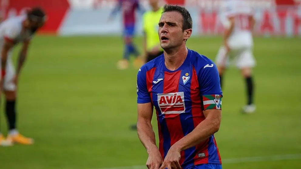 Kike Garc&iacute;a celebrando su gol contra el Sevilla 
