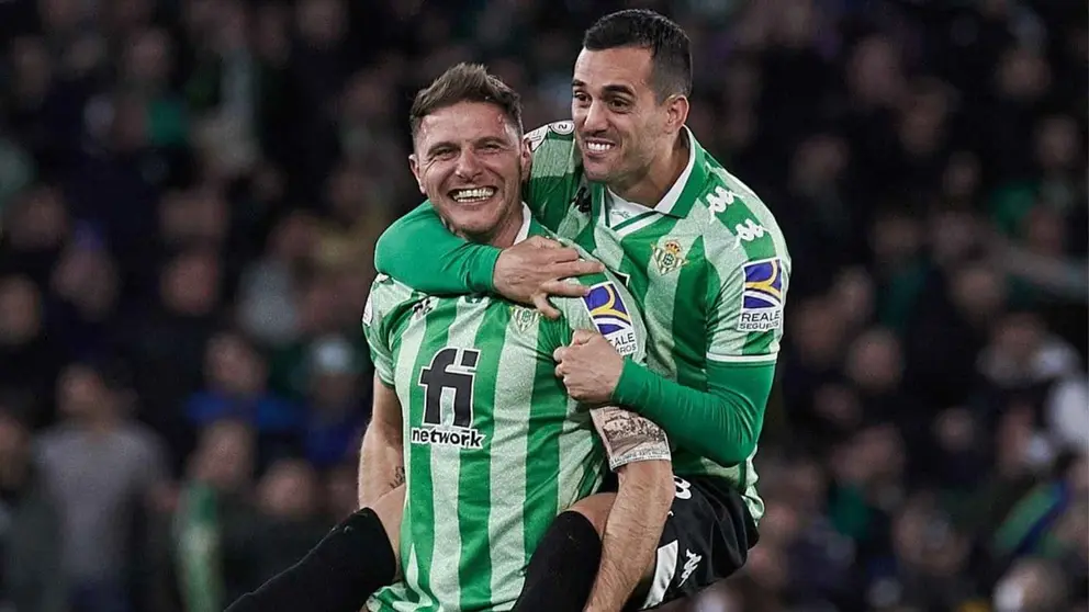 Joaqu&iacute;n y Juanmi celebrando el pase a la final de la Copa del Rey | Salvador L&oacute;pez para El MIRA
