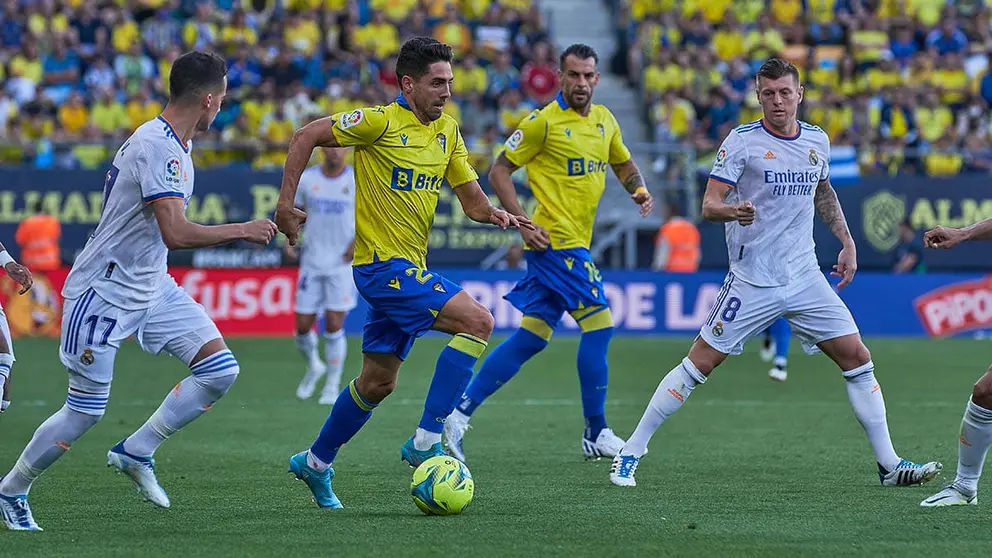 Rub&eacute;n Sobrino en el C&aacute;diz CF - Real Madrid de la 22/23 | Salvador L&oacute;pez Medina para EL MIRA