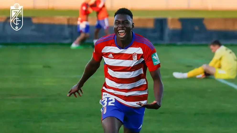 Samu Omorodion celebra un gol anotado en las categor&iacute;as inferiores del Granada CF | GCF