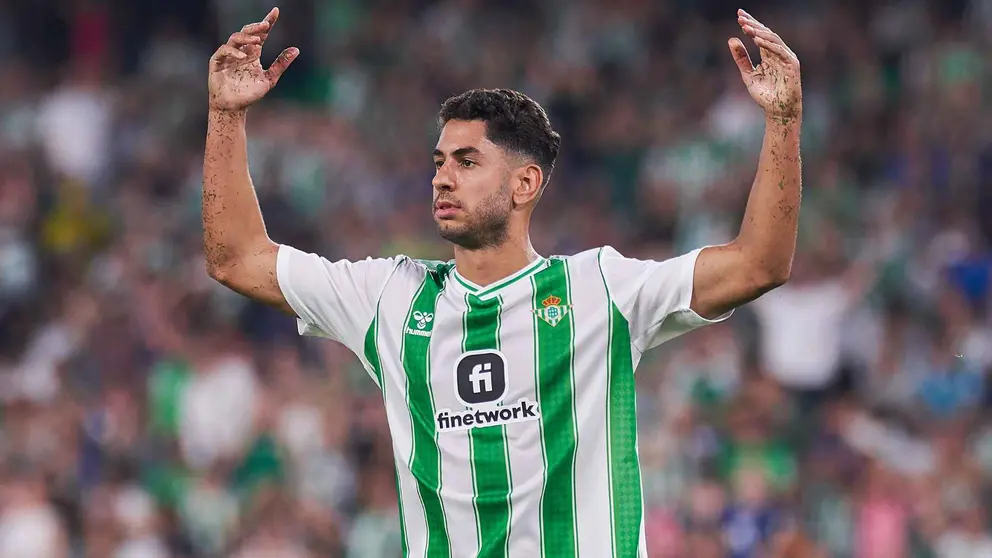 Ayoze en el Real Betis - C&aacute;diz CF | Salvador L&oacute;pez Medina para El MIRA