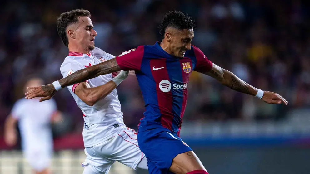 Raphinha y Pedrosa en el FC Barcelona - Sevilla FC | Foto: FCB