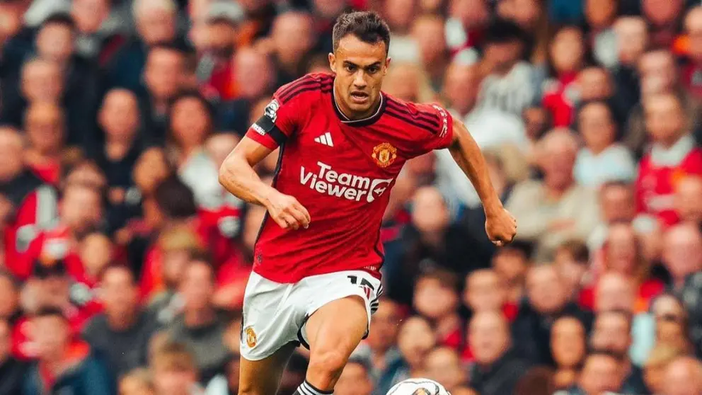 El Manchester United ha roto la cesi&oacute;n de Sergio Reguil&oacute;n, quien se encuentra en la agenda del Real Betis