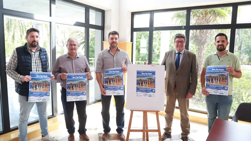 Presentaci&oacute;n de la II Liga Municipal de F&uacute;tbol Sala | Cristo Garc&iacute;a