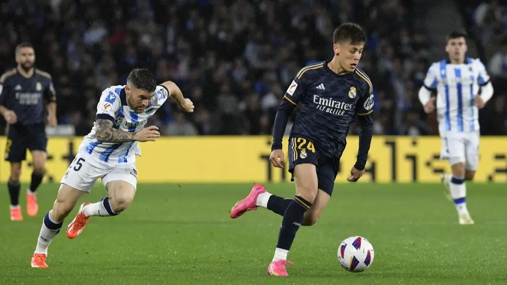 Arda G&uuml;ler durante el partido que enfrent&oacute; a la Real Sociedad y al Real Madrid