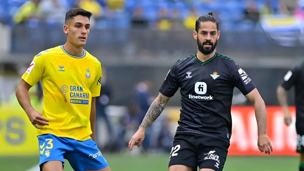 Isco y Sergi Cardona en Las Palmas - Real Betis | Foto: RBB