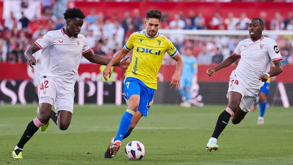 Rub&eacute;n Sobrino en el Sevilla FC - C&aacute;diz CF | Salvador L&oacute;pez Medina para El MIRA