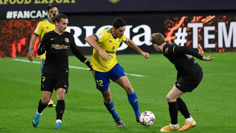 Yann Bodiger durante un C&aacute;diz CF - FC Barcelona