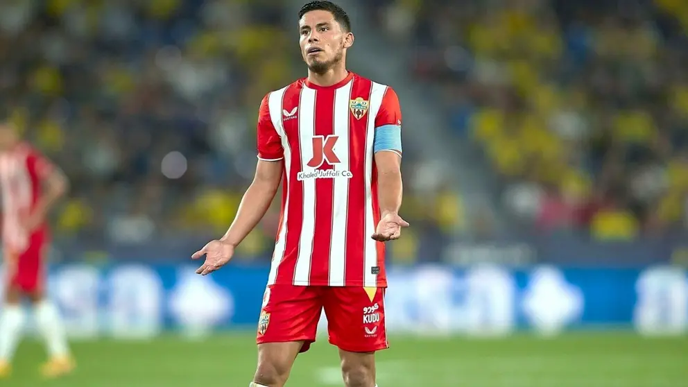 Lucas Robertone, jugador de la UD Almer&iacute;a que podr&iacute;a salir en verano