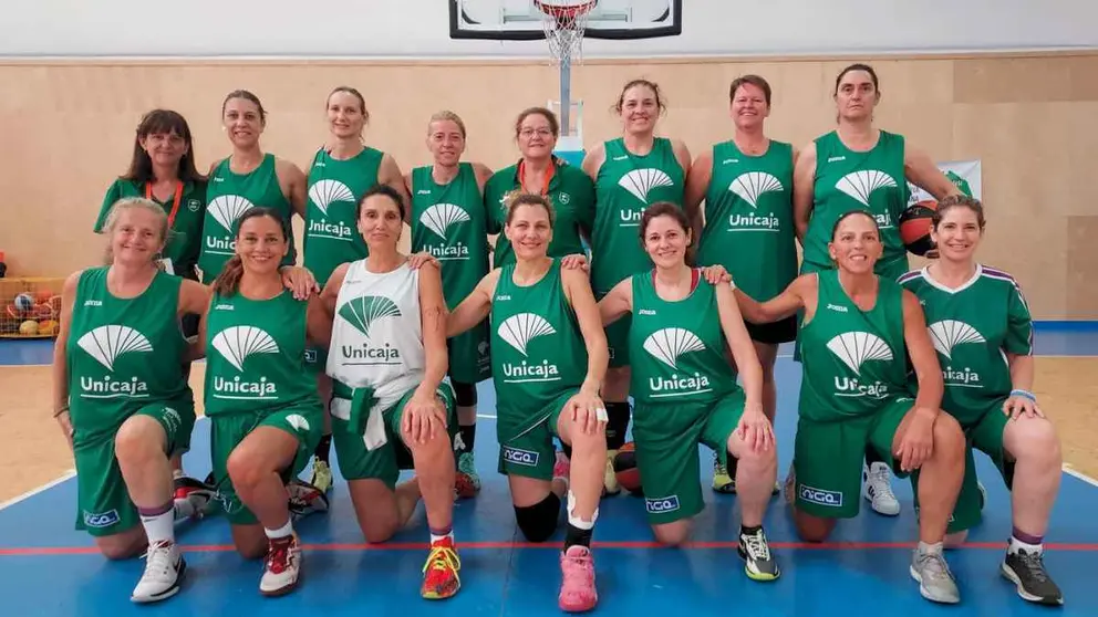 Jugadoras del Unicaja +50 femenino