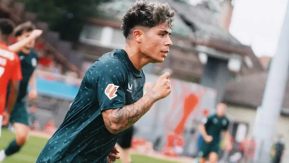 Nico Melamed anota su primer gol con la UD Almer&iacute;a, anotado en pretemporada ante el Benfica | UDA