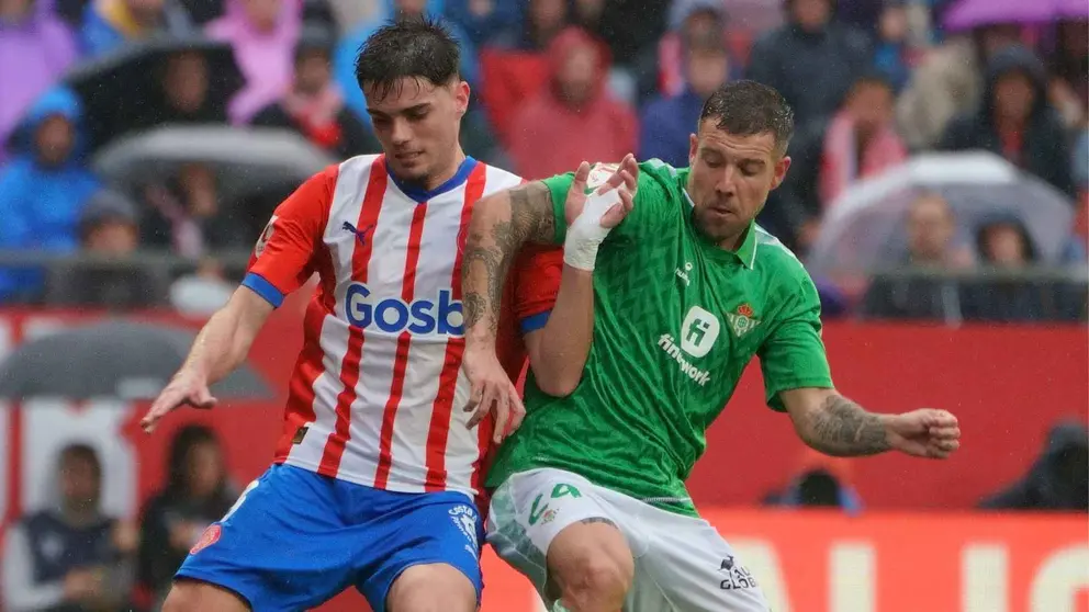 Aitor Ruibal y Miguel Guti&eacute;rrez en el Girona - Real Betis | Foto: RBB