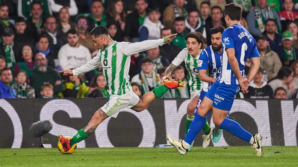 Chimy &Aacute;vila en el Real Betis - Deportivo Alav&eacute;s | Salvador L&oacute;pez Medina para El MIRA