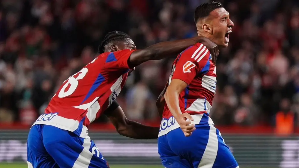 Myrto Uzuni celebra su golazo anotado ante el CD Eldense | GCF