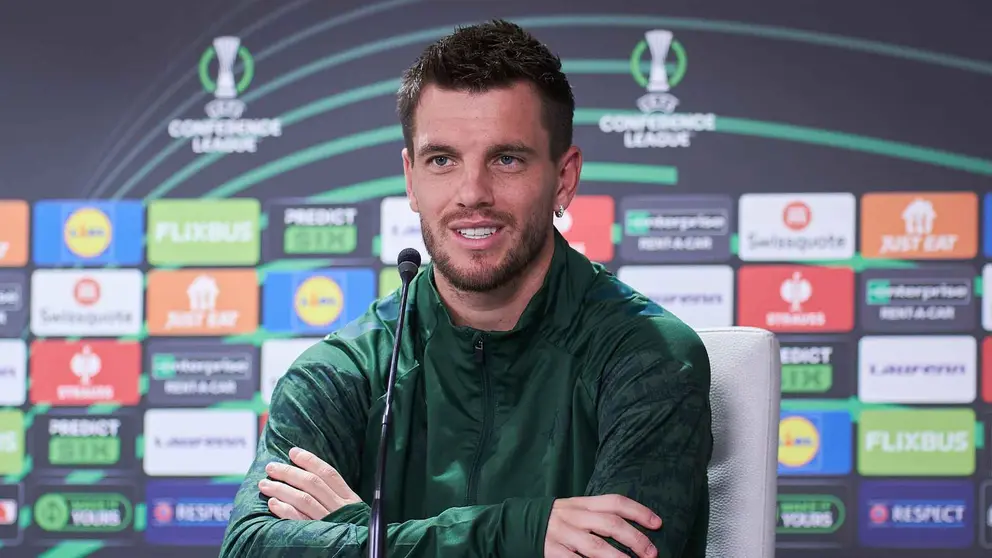 Gio Lo Celso en la rueda de prensa previa al Mlad&aacute; Boleslav - Real Betis | Salvador L&oacute;pez Medina para El MIRA