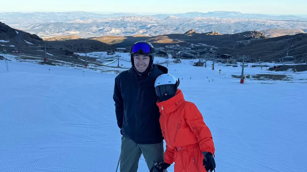 George Russel esquiando en Sierra Nevada | @GeorgeRussell63