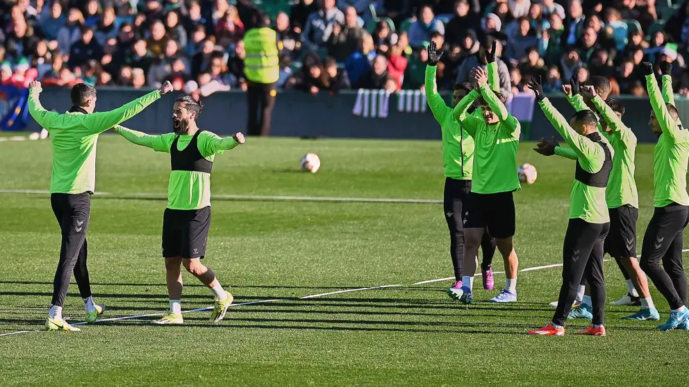 Entrenamiento del Real Betis a puertas abiertas | Salvador L&oacute;pez Medina para El MIRA