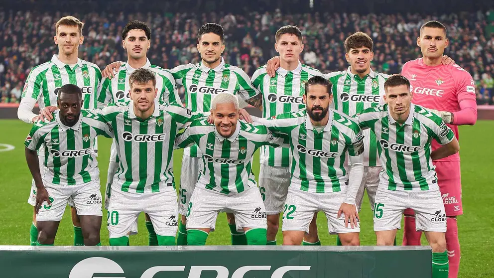 Alineaci&oacute;n del Real Betis ante el Rayo Vallecano | Salvador L&oacute;pez Medina para El MIRA