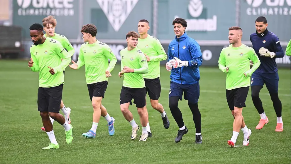 Entrenamiento del Real Betis previo al RCD Mallorca | Salvador L&oacute;pez Medina para El MIRA
